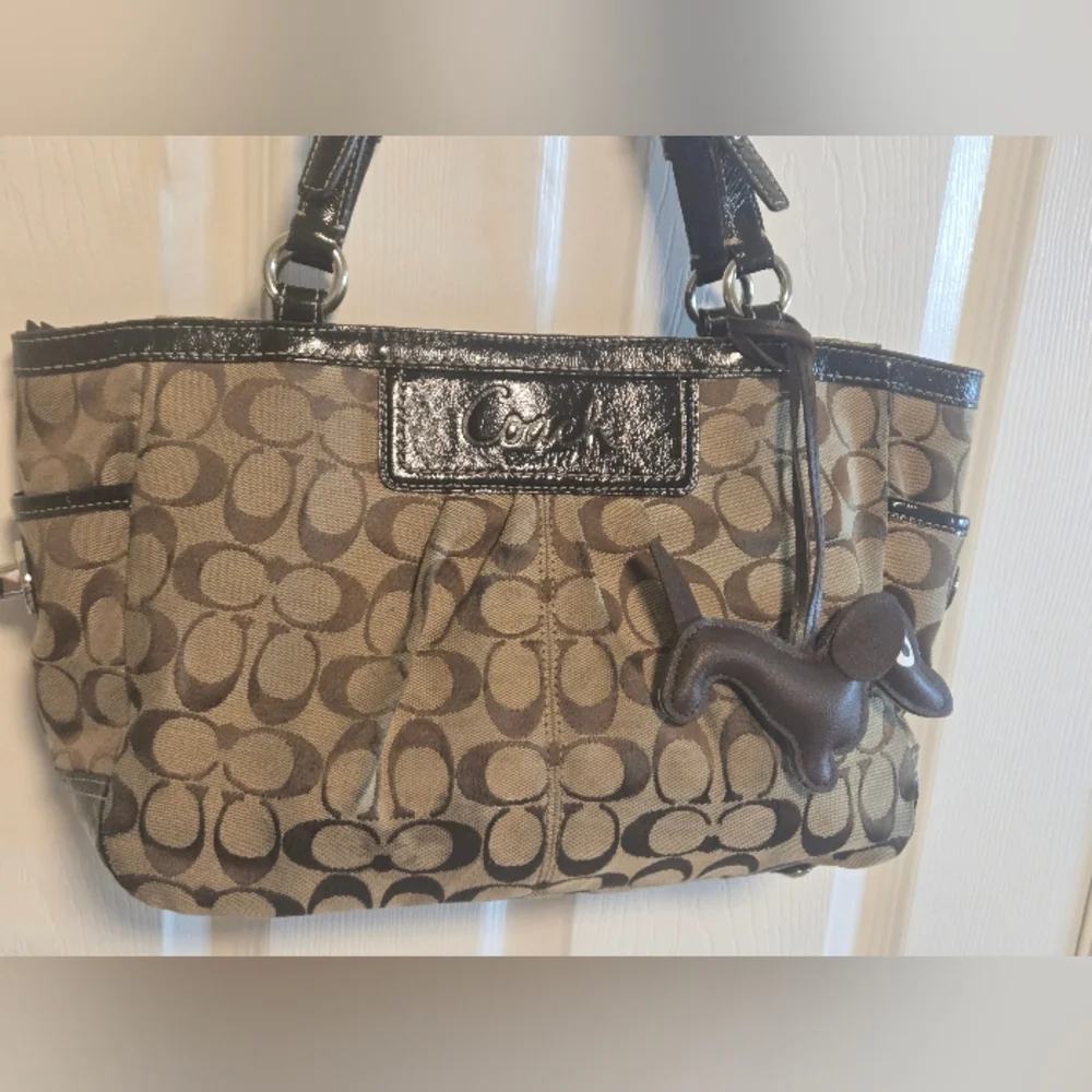 Coach Shoulderbag Signature Canvas & Leather - Picture 2 of 14
